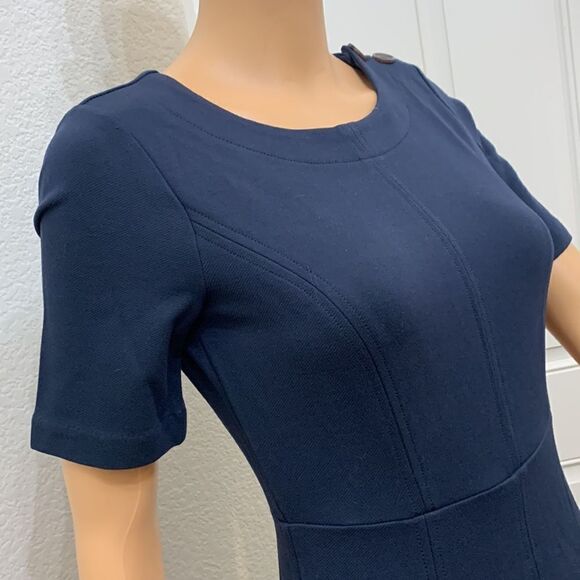 Banana Republic Scoop Neck Navy Blue Flare Bottom Zipper Back Short Sleeve Dress - Picture 5 of 5